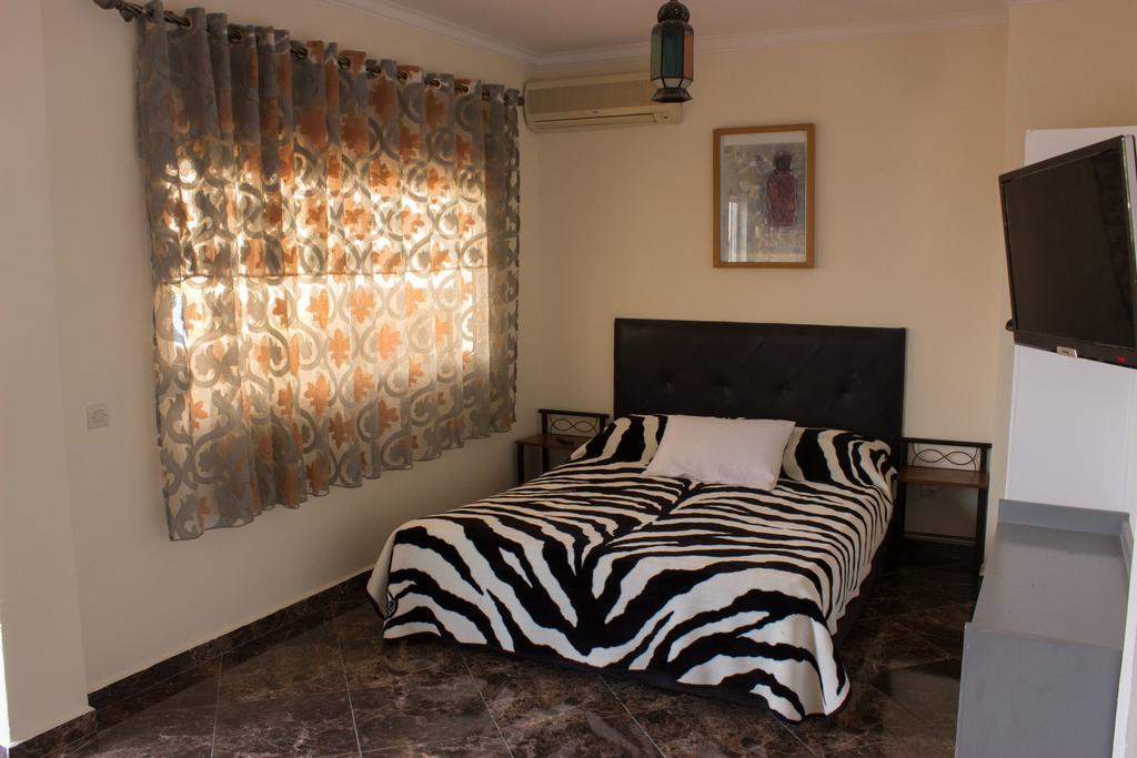 Azayla Hotel Asilah Exterior photo
