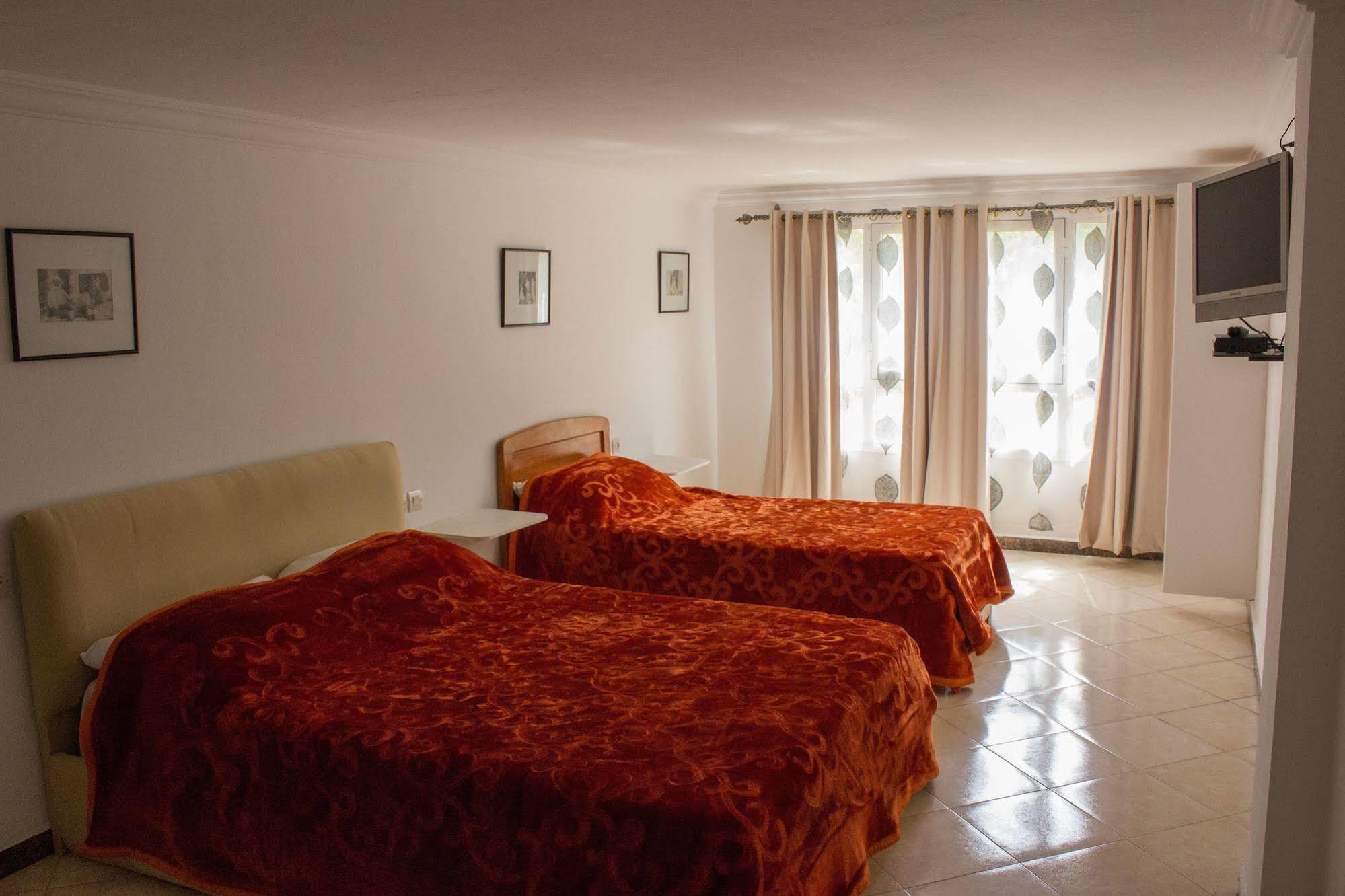 Azayla Hotel Asilah Exterior photo